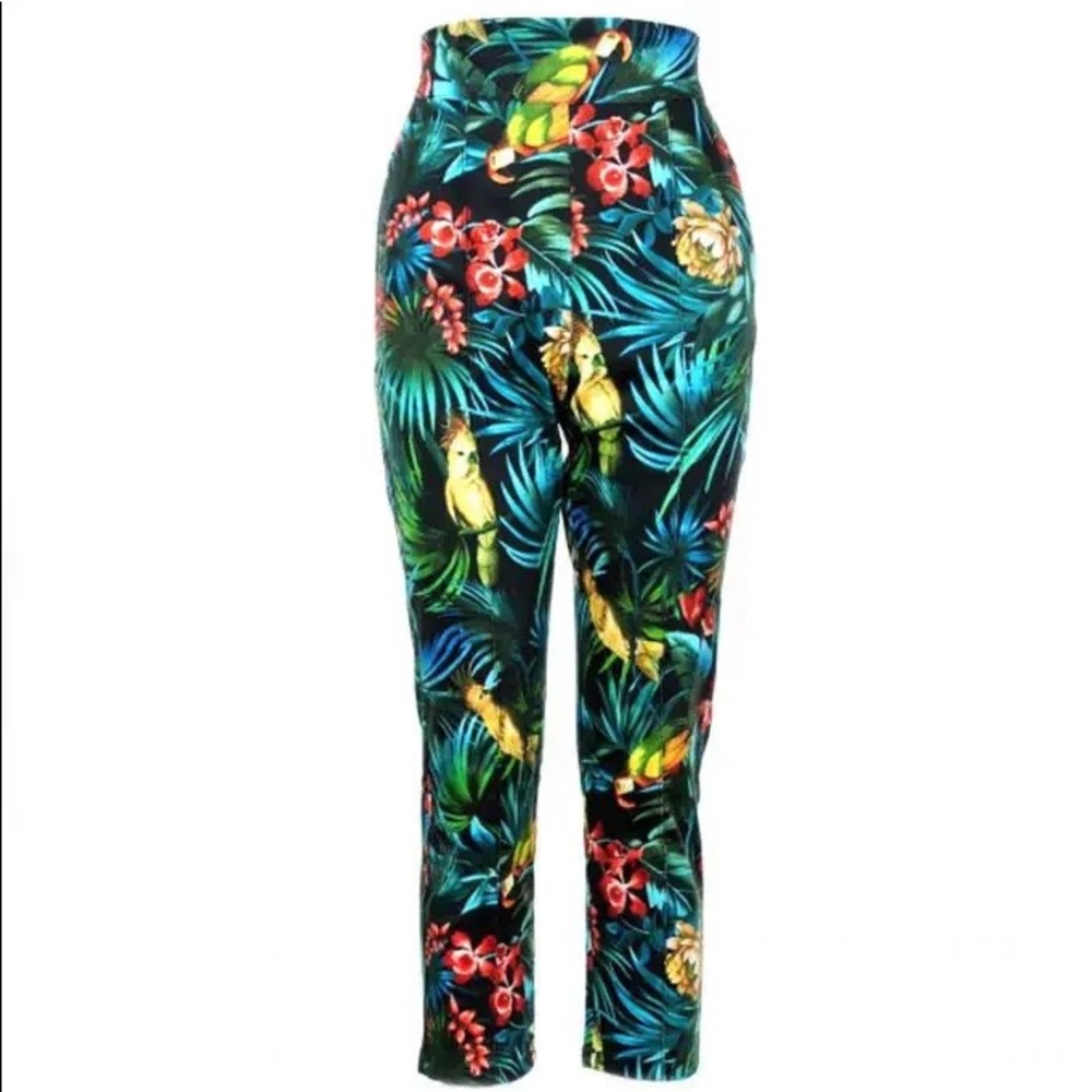 EUC 2x Pinup Girl Couture PUG Tiki tropical Birds capri pants